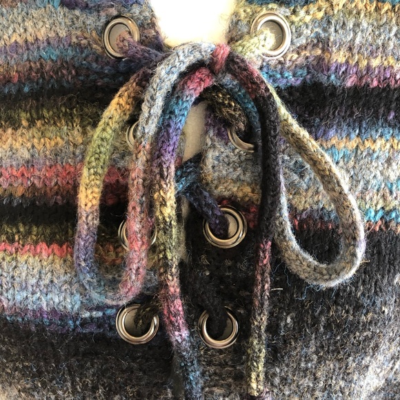 NWT Sweater with Tie Front - Picture 4 of 5